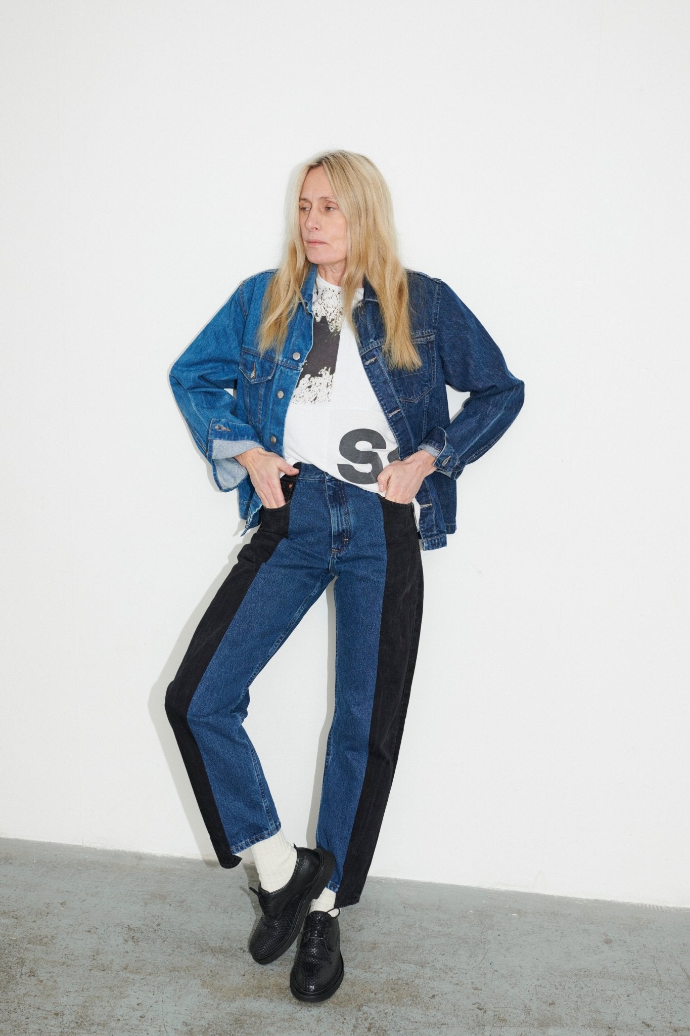 Black Dark Blue Contrast Boyfriend Jean - ELV Denim