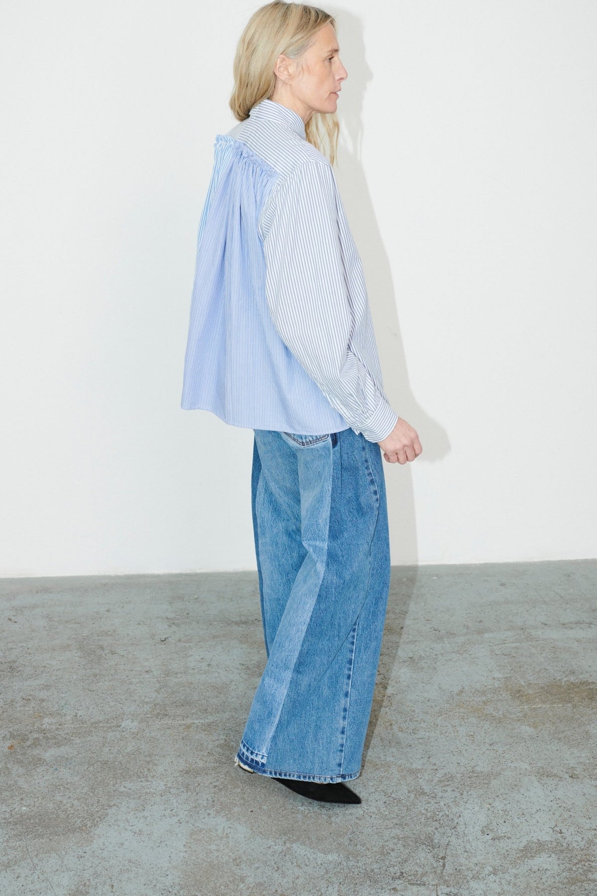 Freya Wide Leg Jean Mid Light Blue - ELV Denim