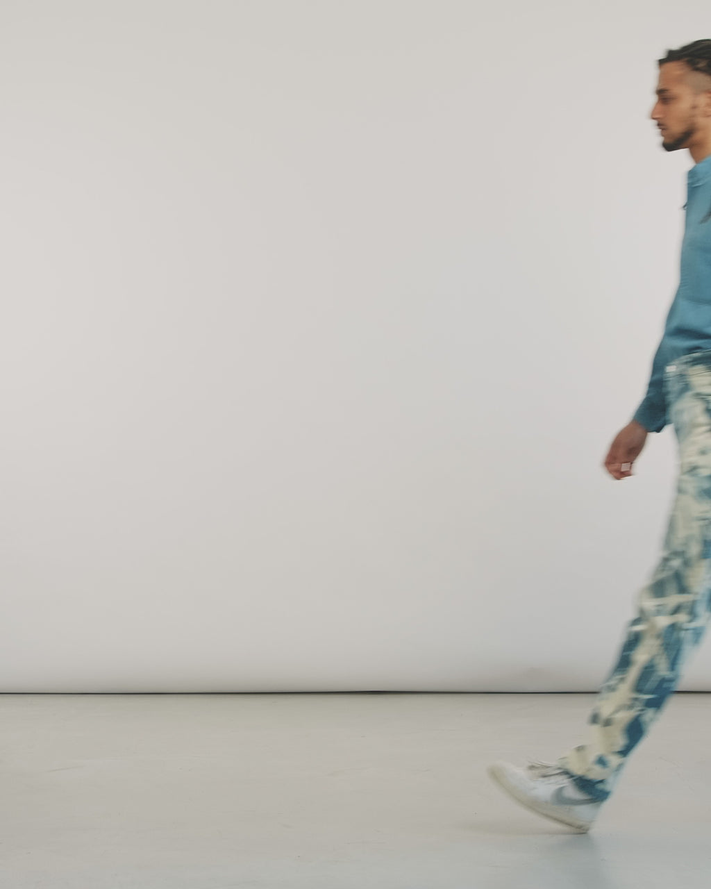 Men's Garcon Jean Bleach Mid Light Blue