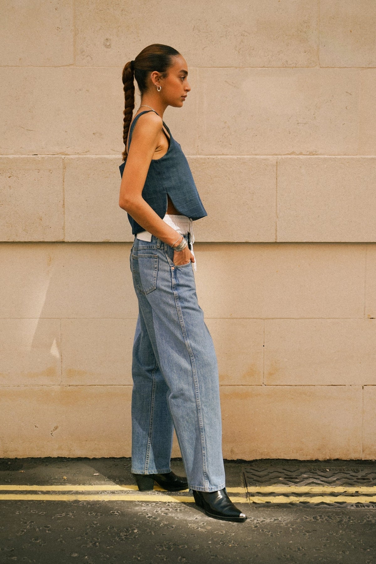 Light Mid Blue Contrast Boyfriend Jean - E.L.V. Denim